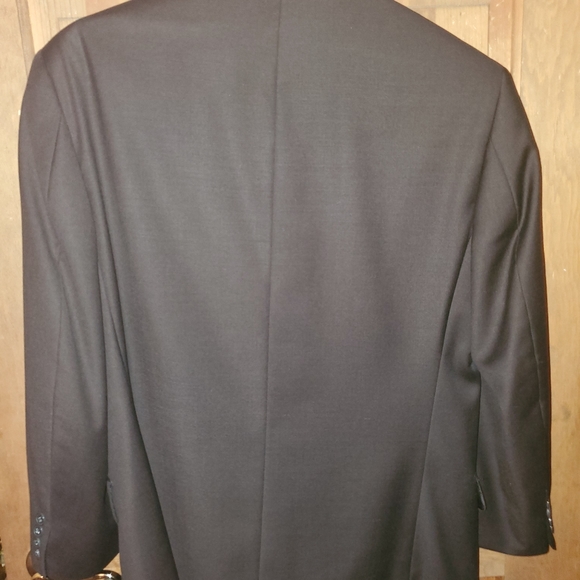 3 button Suit Jacket - Picture 2 of 4